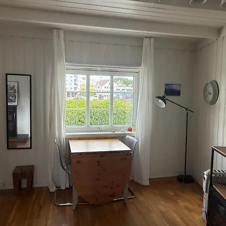 Vila Near Nature, Sauna & Downtown