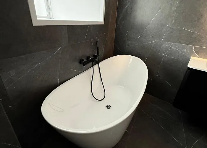 Near Nature, Sauna & Downtown