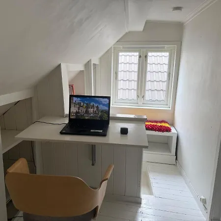 Villa Near Nature, Sauna & Downtown