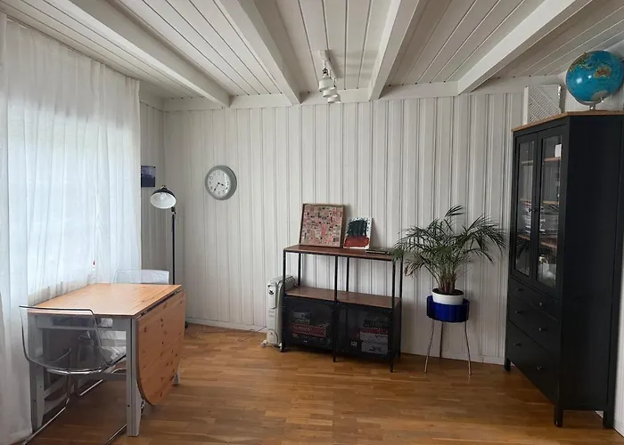 Villa Near Nature, Sauna & Downtown